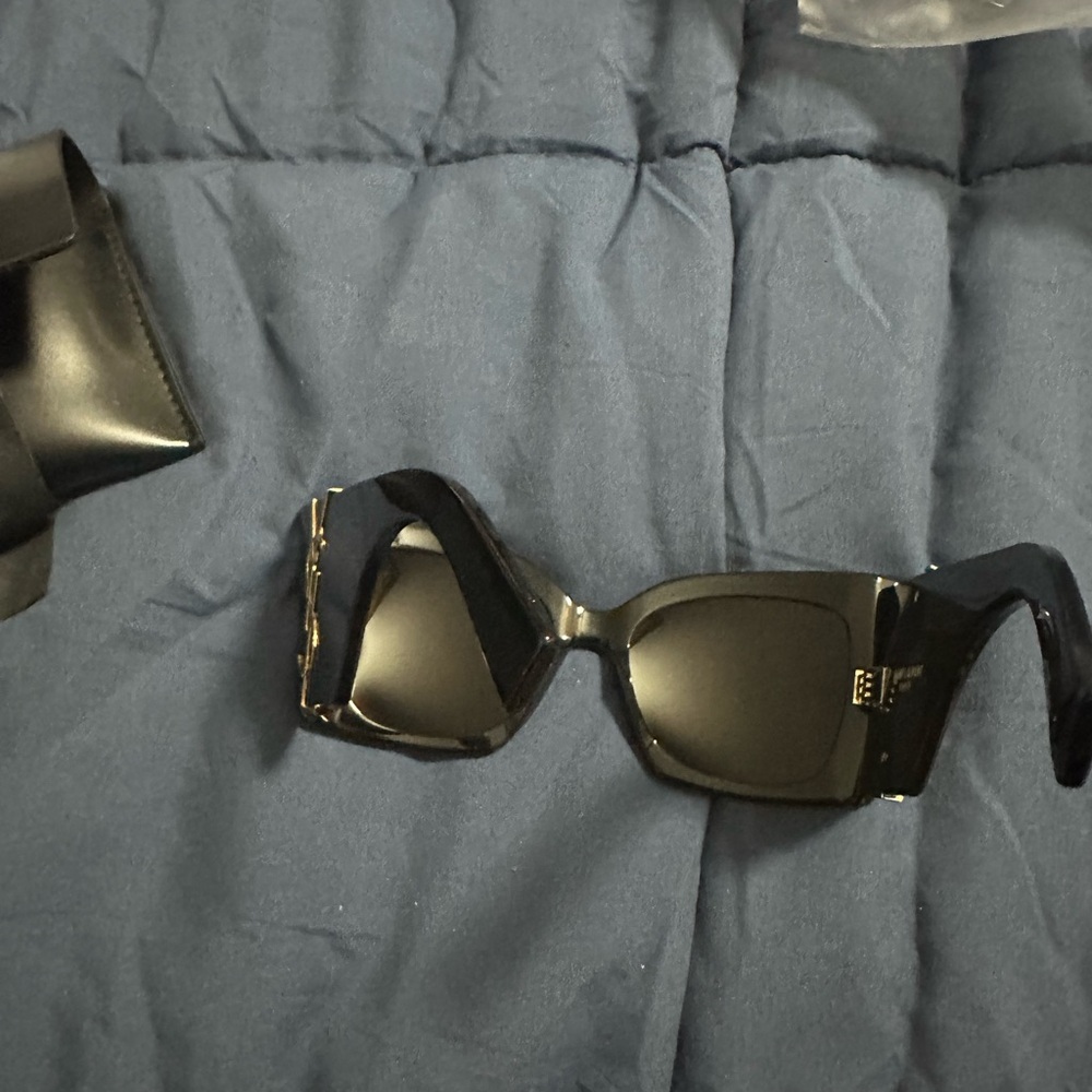 Authentic Saint Laurent SL M119 BLAZE Sunglasses - Picture 8 of 14